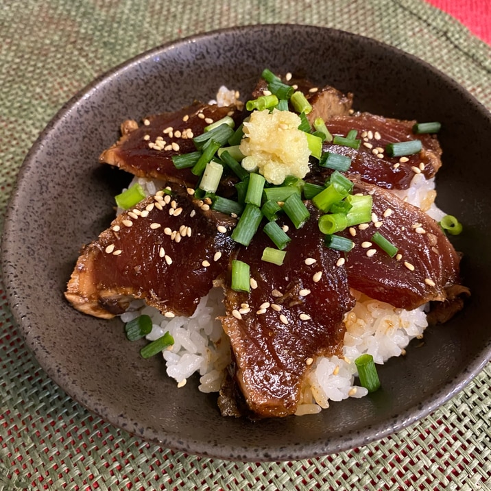 レンジで作るタレ❣️鰹のたたきの漬け丼